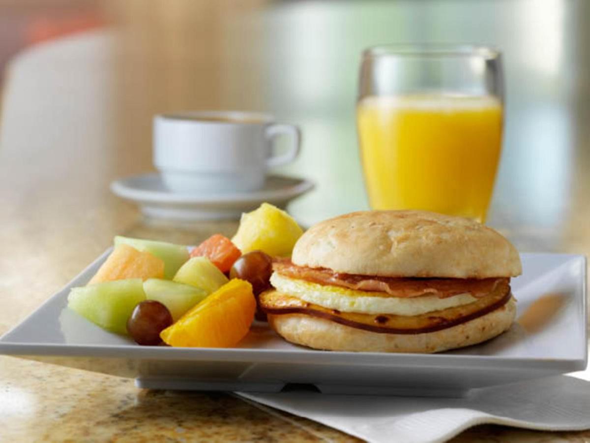 | Hyatt Place Dallas/North Arlington/Grand Prairie