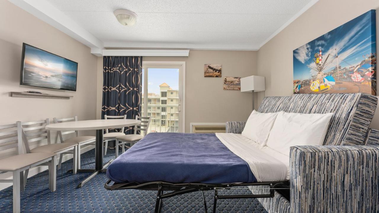 | Adventurer Oceanfront Inn