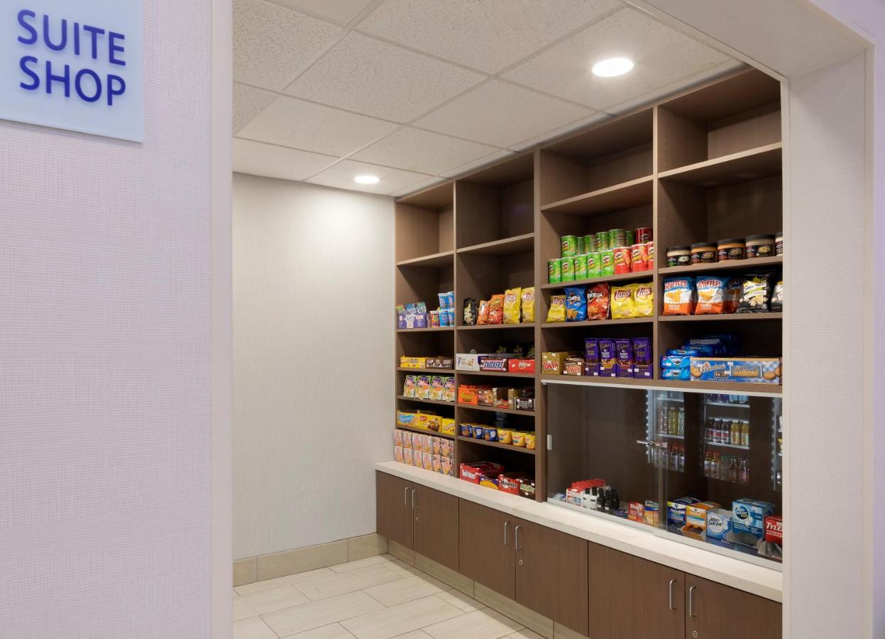 | Holiday Inn Express & Suites Tilton, an IHG Hotel
