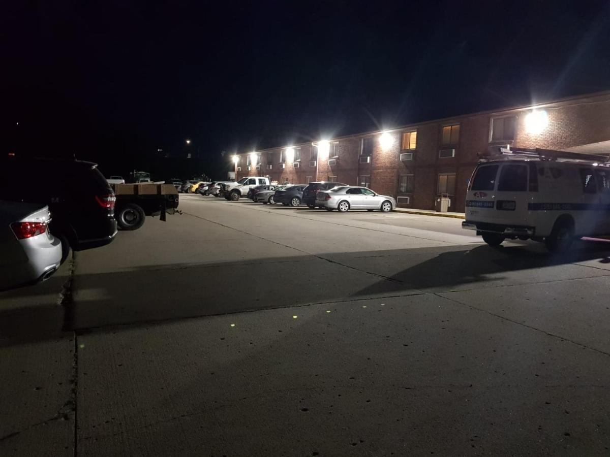  | Denison Inn & Suites