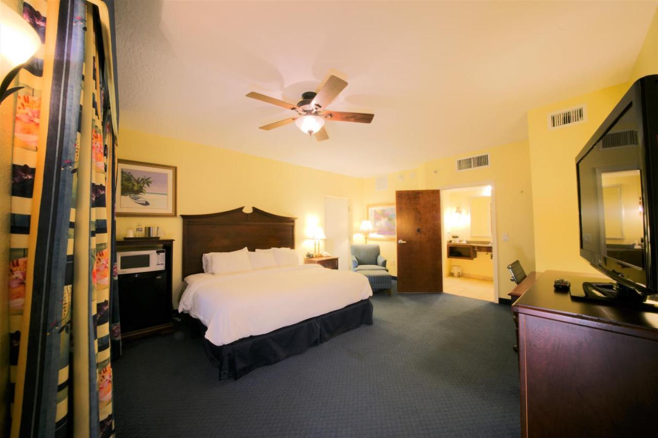 Deluxe King Room - Non-Smoking at Radisson Resort at the Port