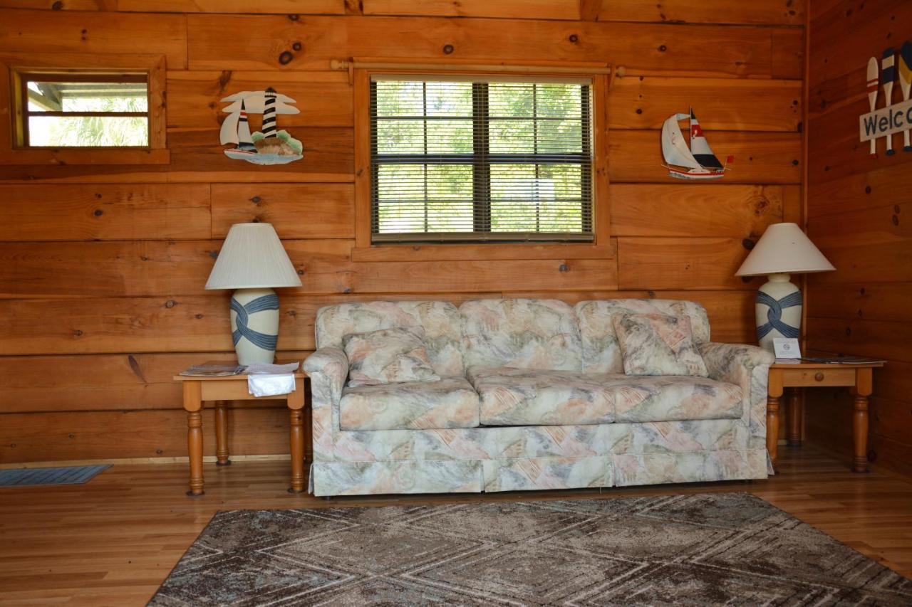  | Camp Mack, A Guy Harvey Lodge