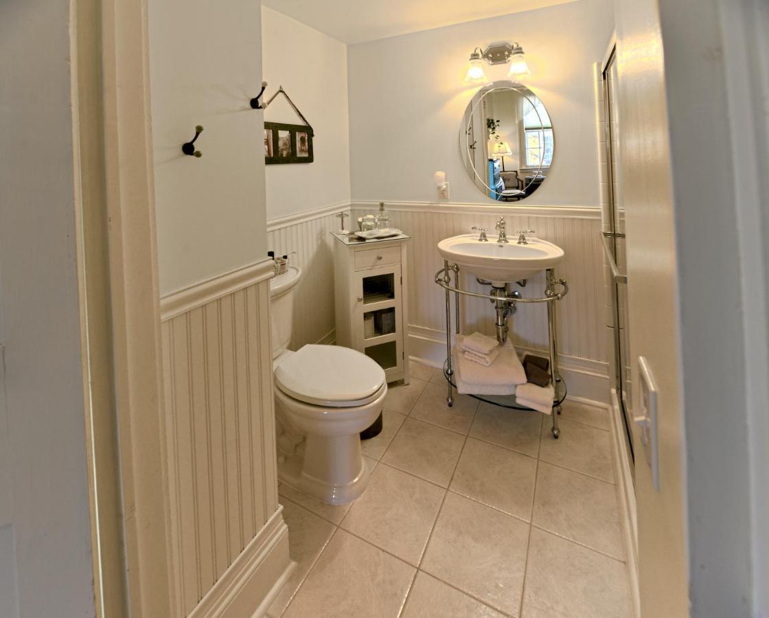 | The Bed and Breakfast at Oliver Phelps