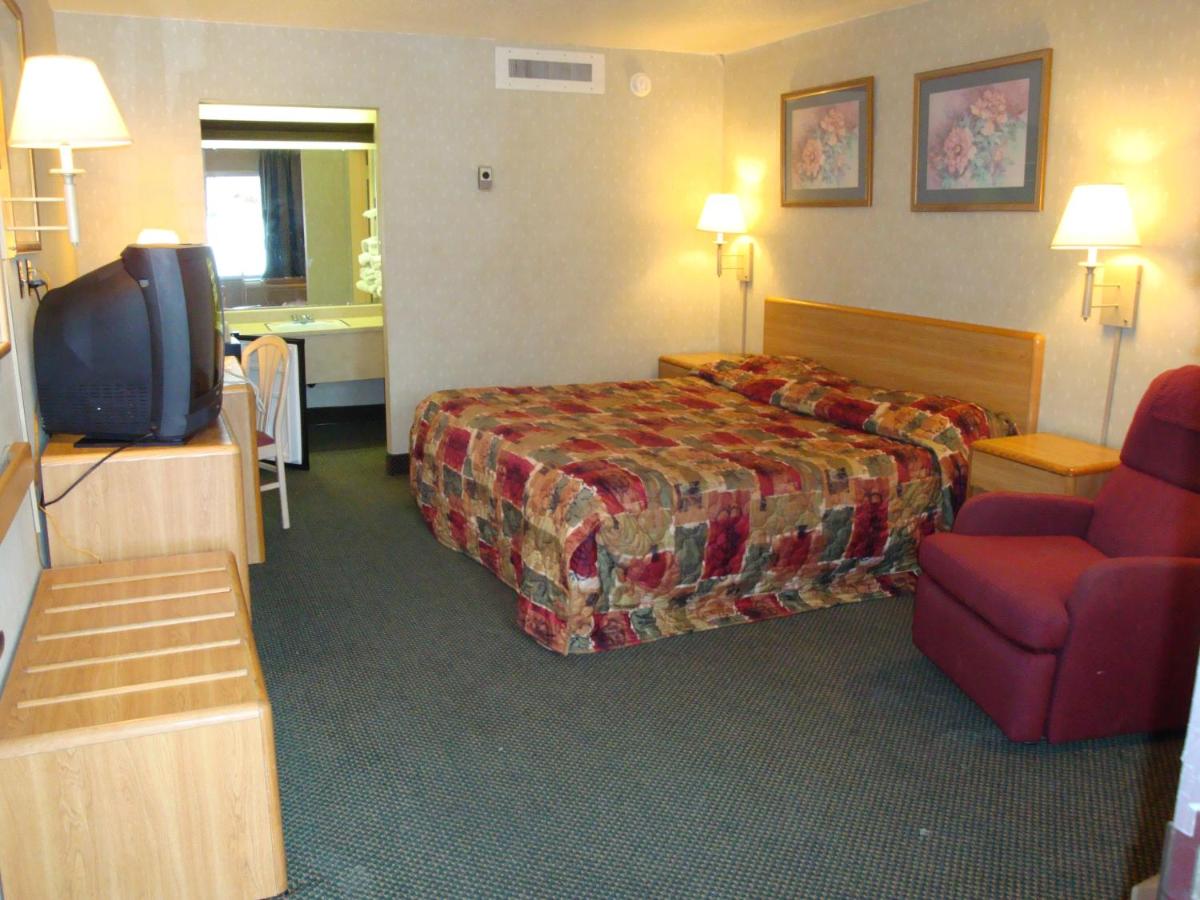  | Grand Rapids Inn
