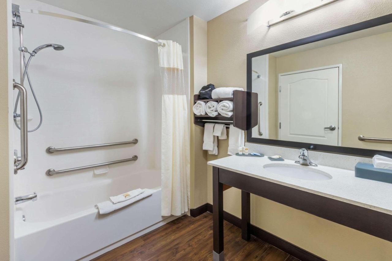 | La Quinta by Wyndham Artesia