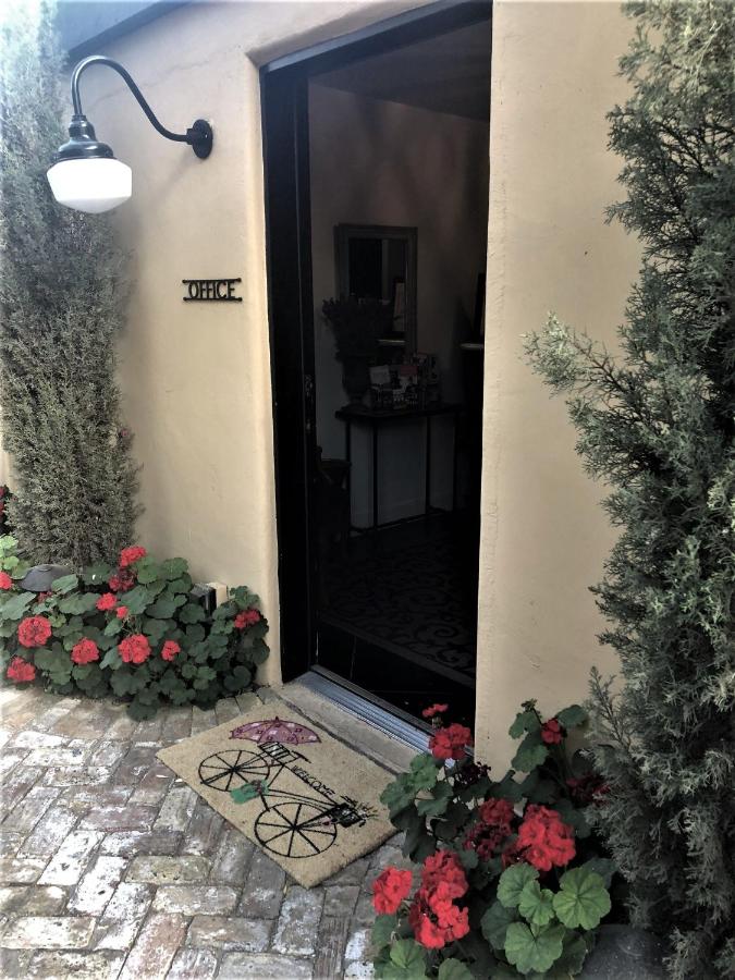  | Bespoke Inn Scottsdale