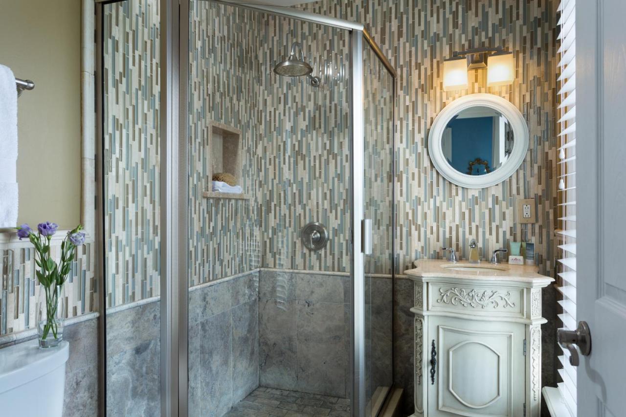 | Bayfront Marin House