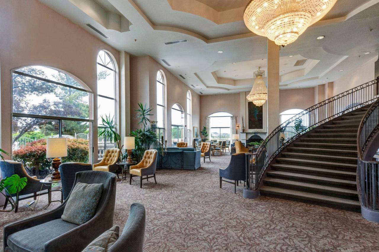 | Forest Villas Hotel