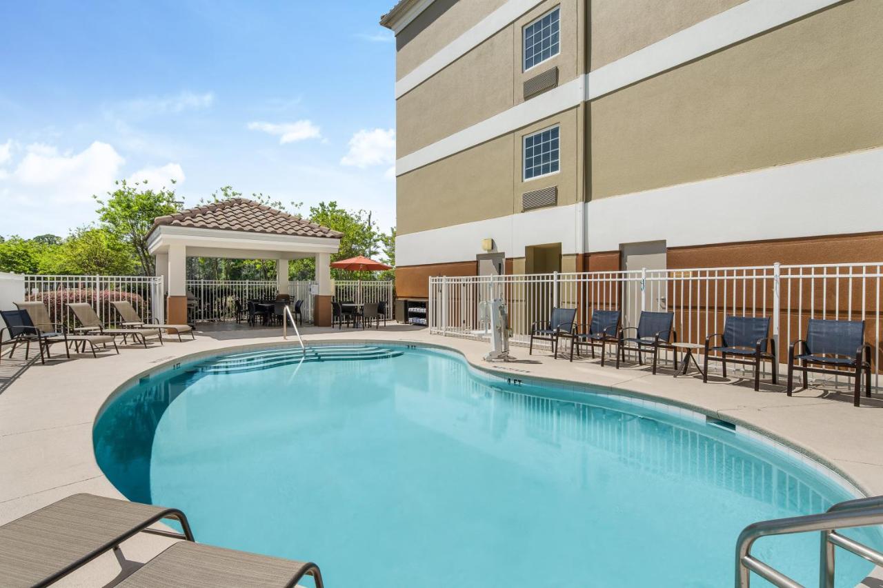  | Candlewood Suites Destin-Sandestin Area, an IHG Hotel