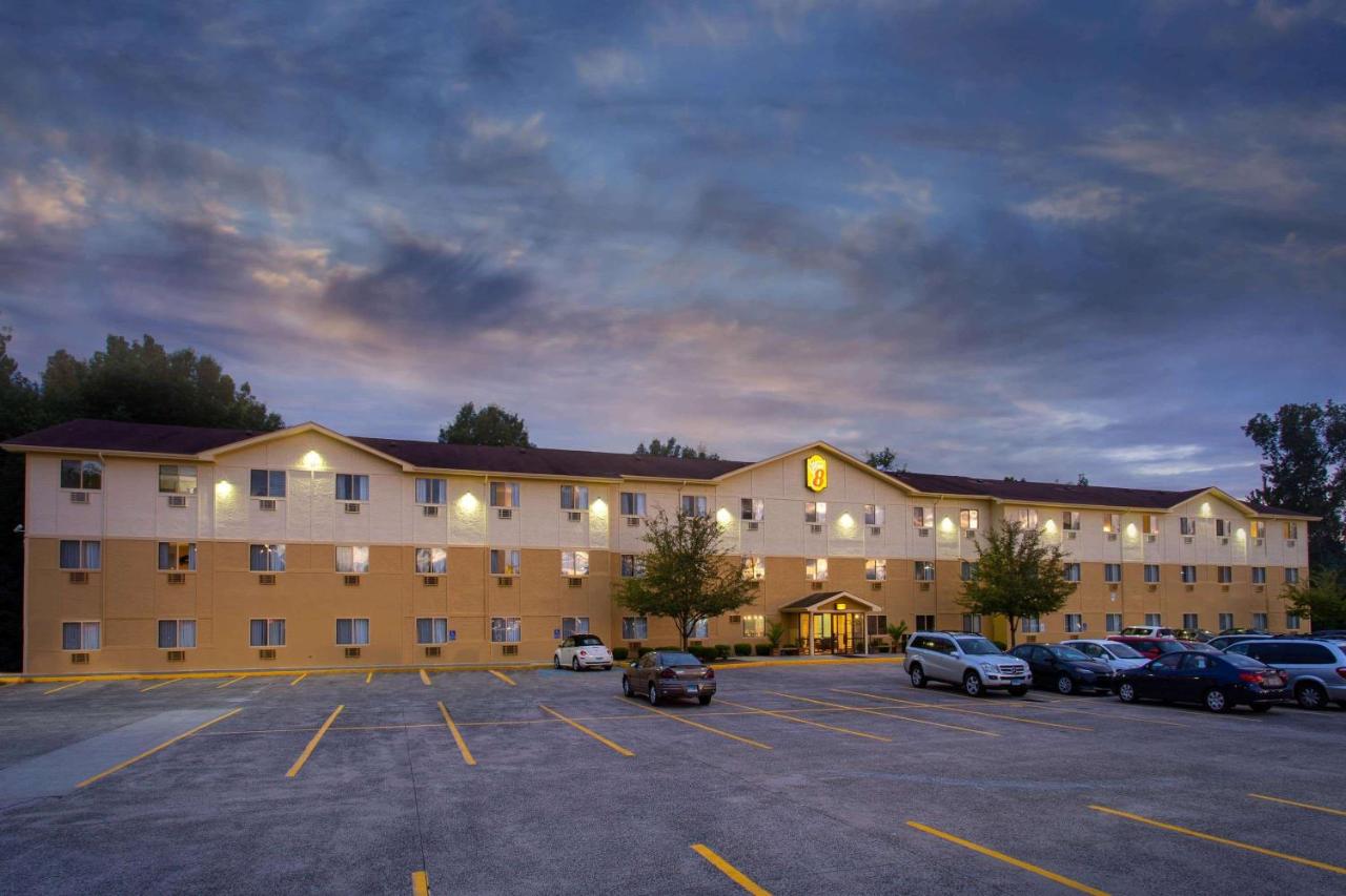 | Super 8 by Wyndham Cromwell/Middletown