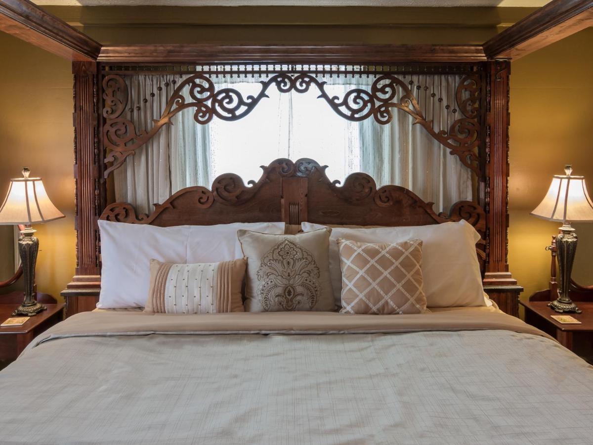 | Olde Mill Inn Bed & Breakfast