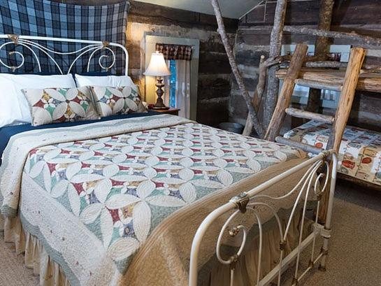 | Olde Mill Inn Bed & Breakfast