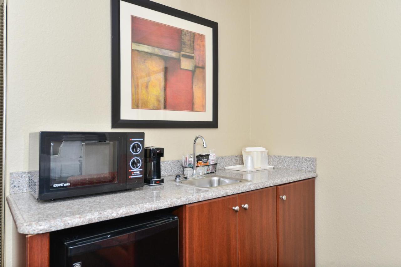 King Room - Non-Smoking at Comfort Inn & Suites Clinton - Jackson West