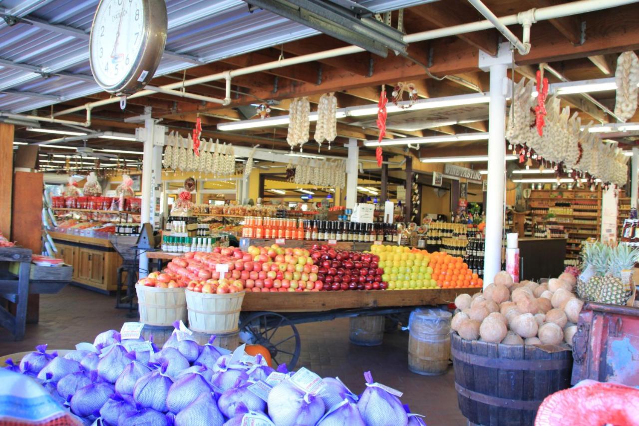 | Casa de Fruta Inn