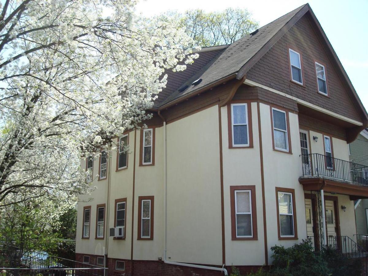 | Bowers House Bed and Breakfast