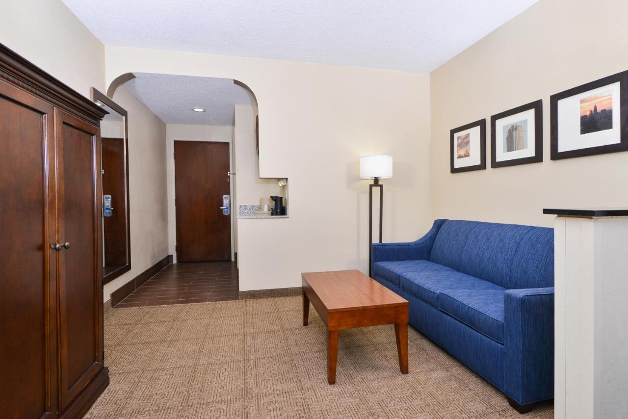 King Suite - Hearing Accessible/Non-Smoking at Comfort Suites University - Research Park