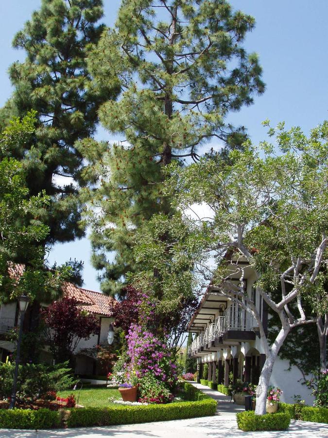 | Laguna Hills Lodge-Irvine Spectrum