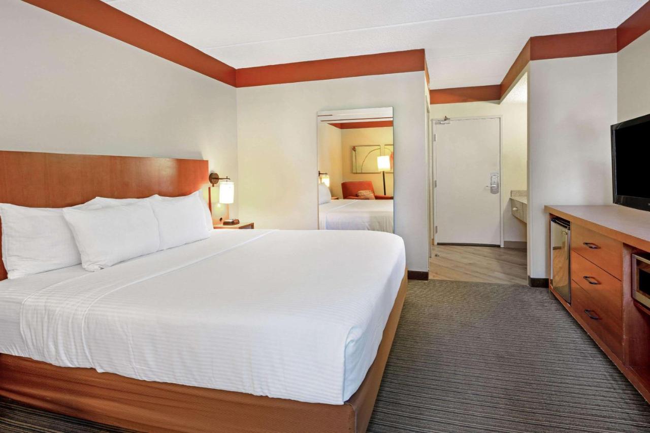 | La Quinta by Wyndham Miami Cutler Bay