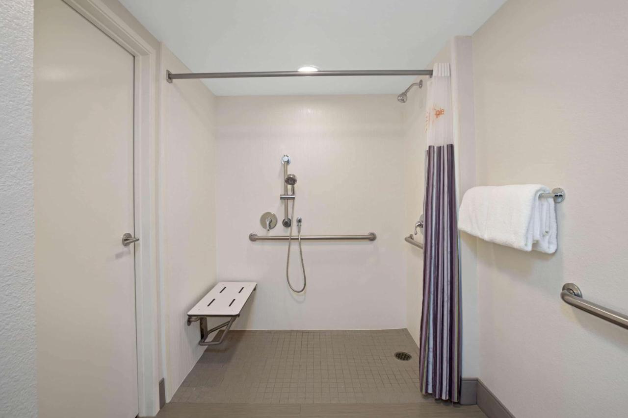 Double Room - Disability Access at La Quinta Inn & Suites by Wyndham Rancho Cordova Sacramento