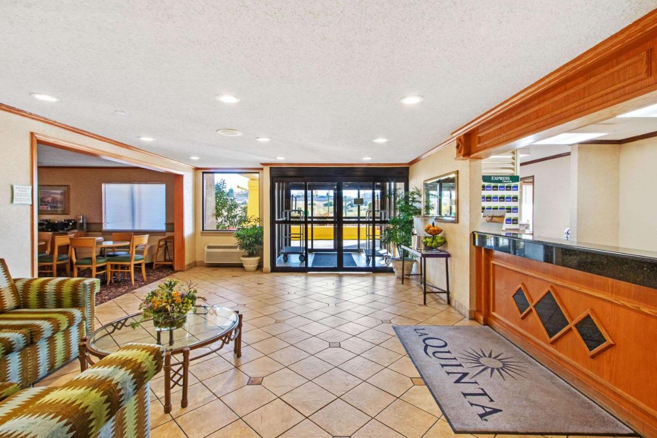 | La Quinta by Wyndham Albuquerque Journal Ctr NW
