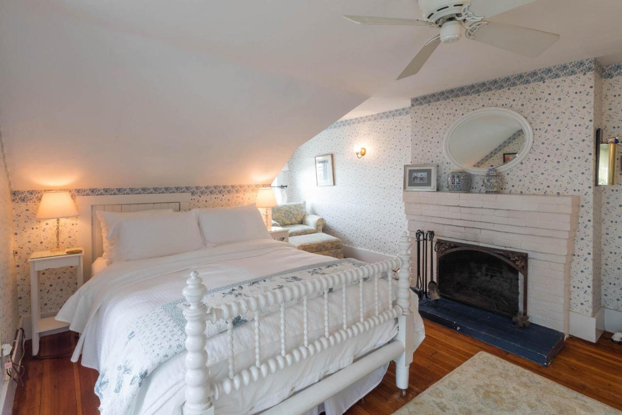 | Snug Cottage