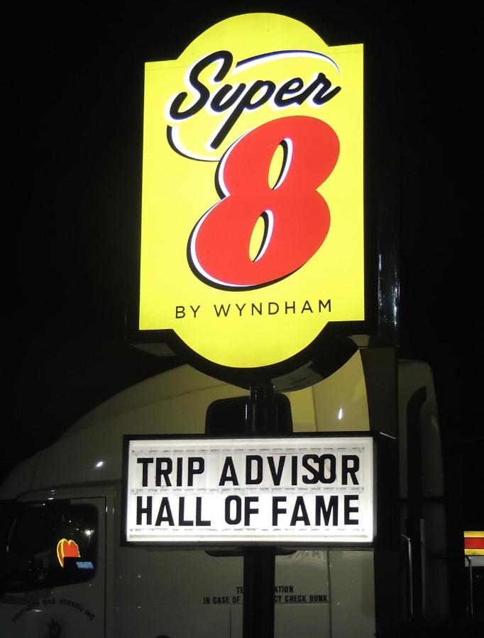  | Super 8 by Wyndham Mifflinville Near Bloomsburg