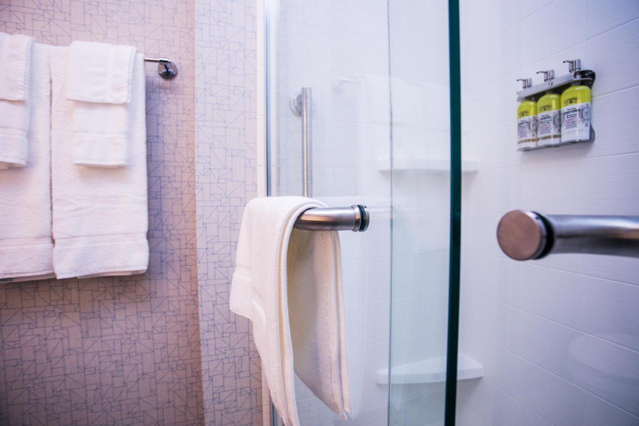 Deluxe Two Beds - Non-Smoking at Holiday Inn Express & Suites Rehoboth Beach by IHG