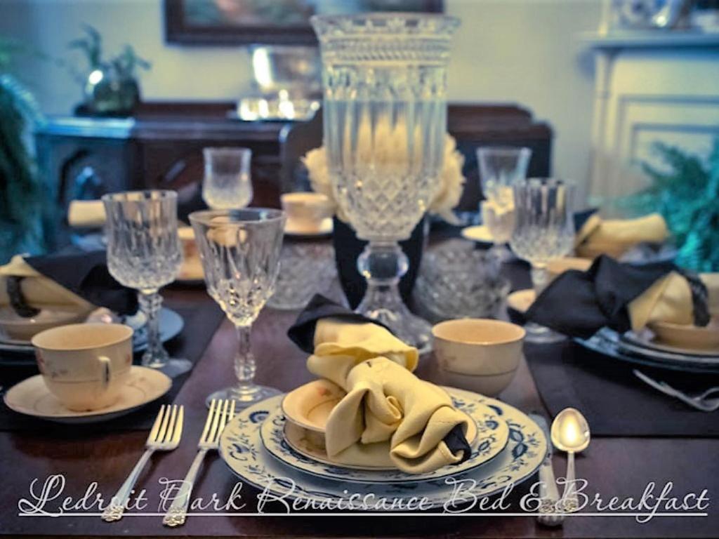 | Ledroit Park Renaissance Bed and Breakfast