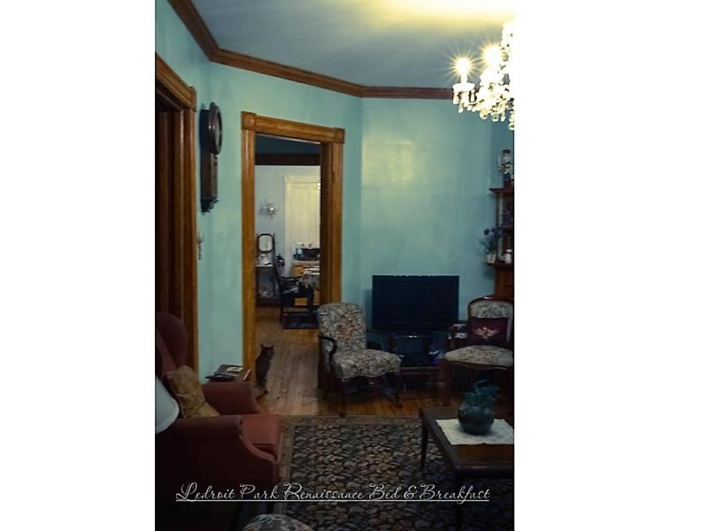| Ledroit Park Renaissance Bed and Breakfast