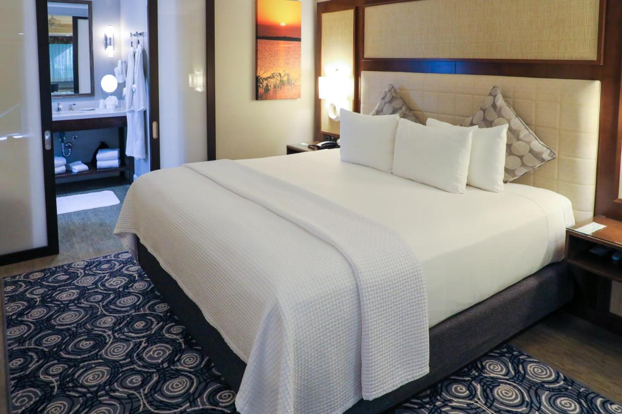 Deluxe Junior Suite at Almond Tree Inn Hotel - Adults Only