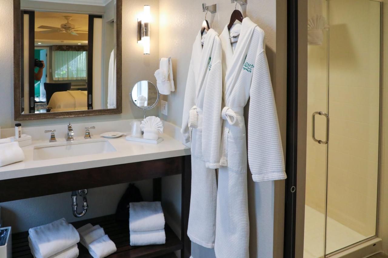 Deluxe Junior Suite at Almond Tree Inn Hotel - Adults Only