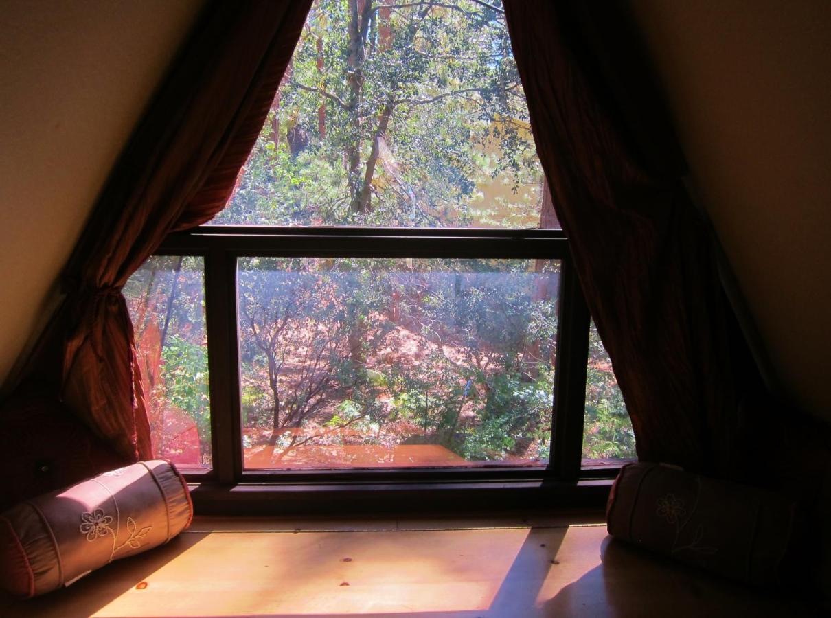 | Always Inn Idyllwild Vacation Cottages