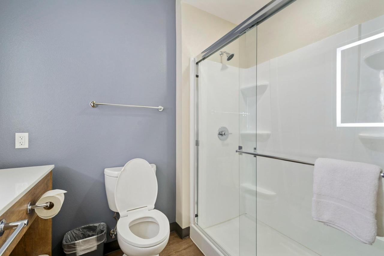 Ideal Studio with Two Queen Beds - Non-Smoking at Extended Stay America Premier Suites Austin Austin Airport