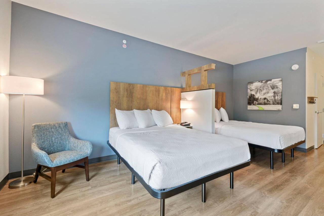 Ideal Studio with Two Queen Beds - Non-Smoking at Extended Stay America Premier Suites Austin Austin Airport