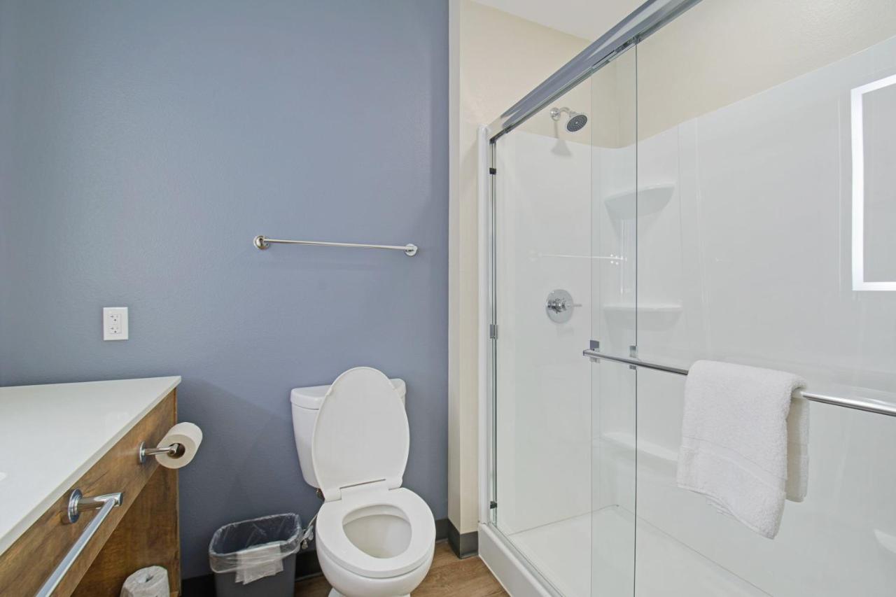 Standard Studio King Room - Non-Smoking at Extended Stay America Premier Suites Austin Austin Airport