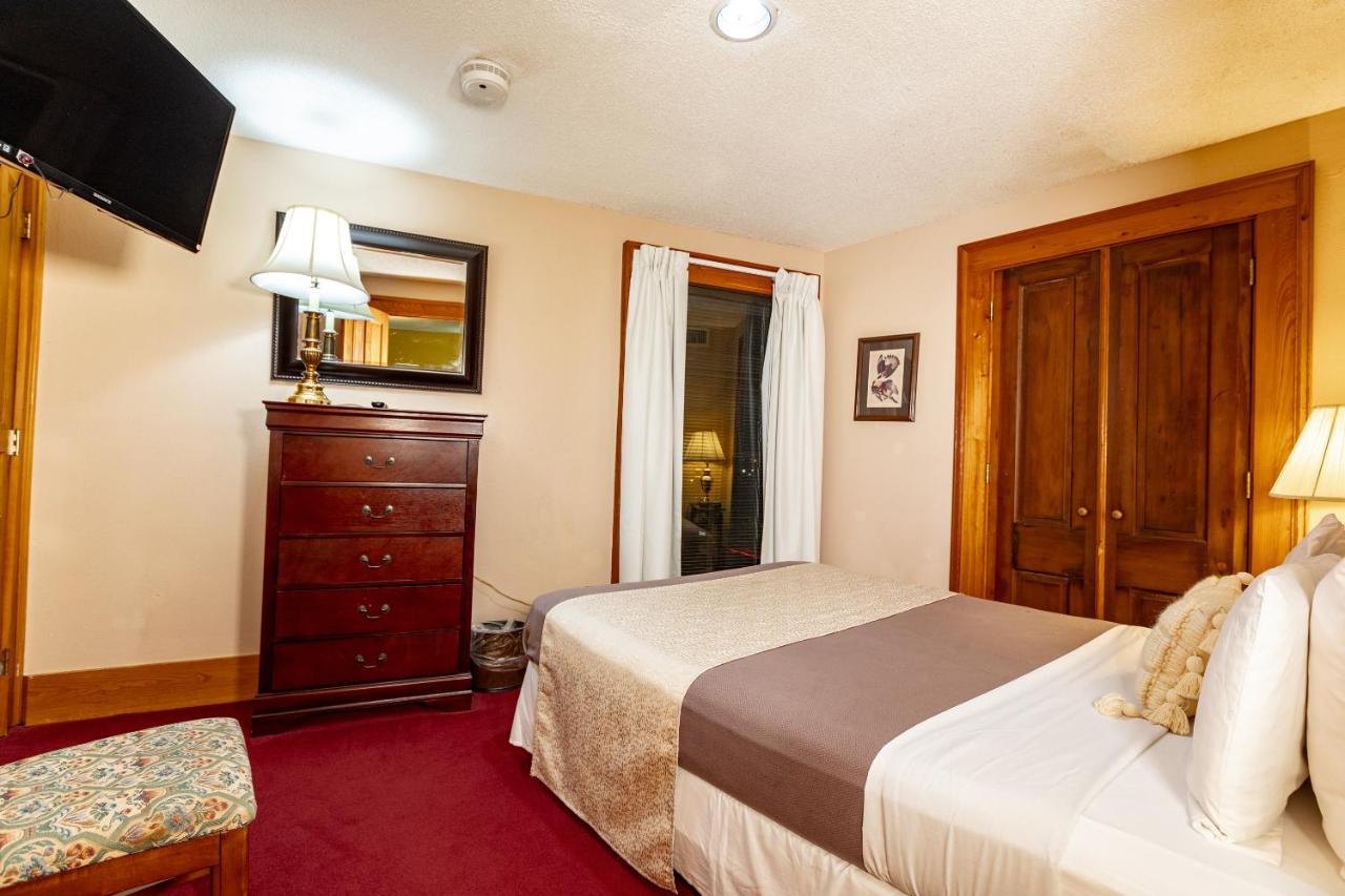 Superior Suite at Hotel de la Monnaie, French Quarter