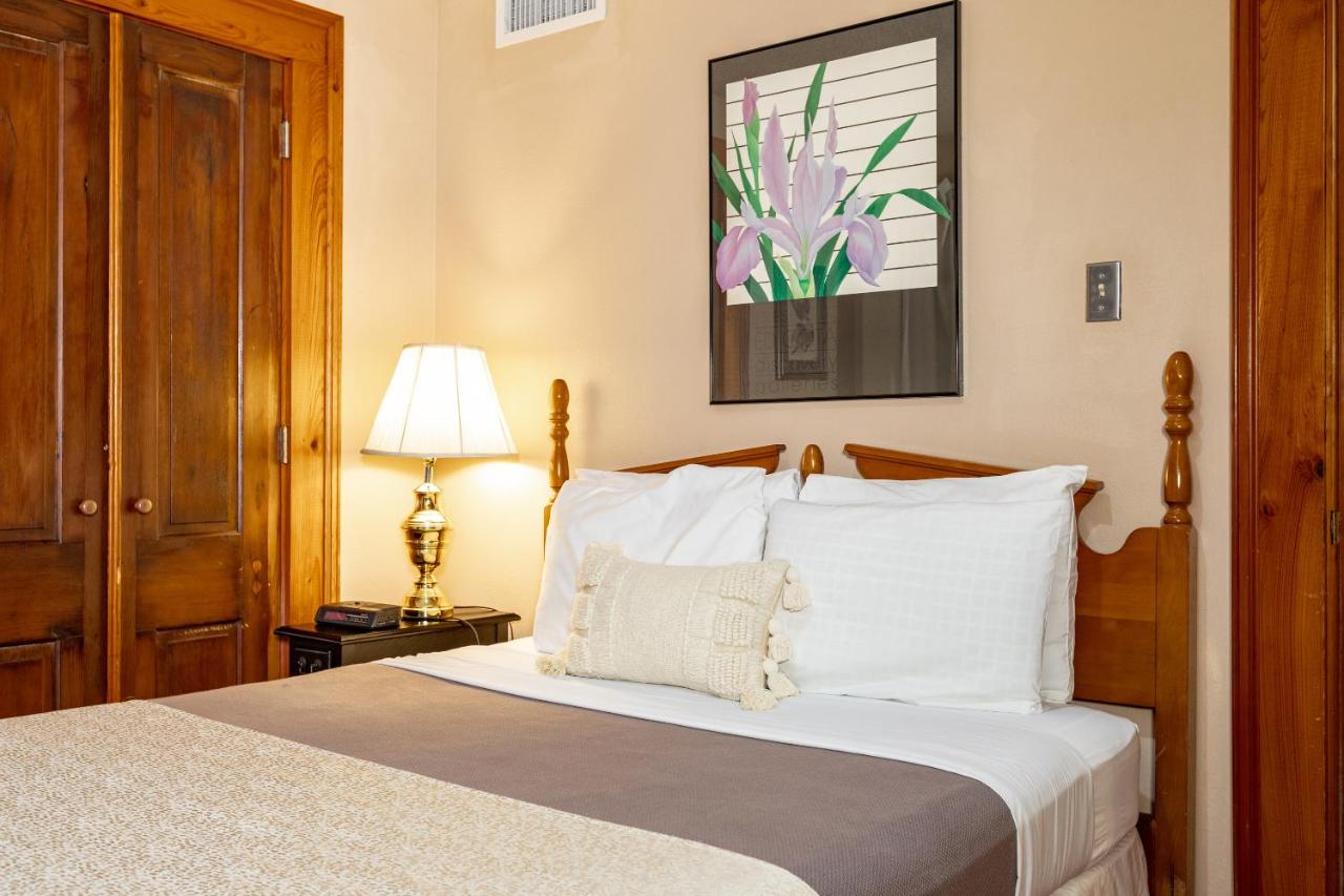 Superior Suite at Hotel de la Monnaie, French Quarter