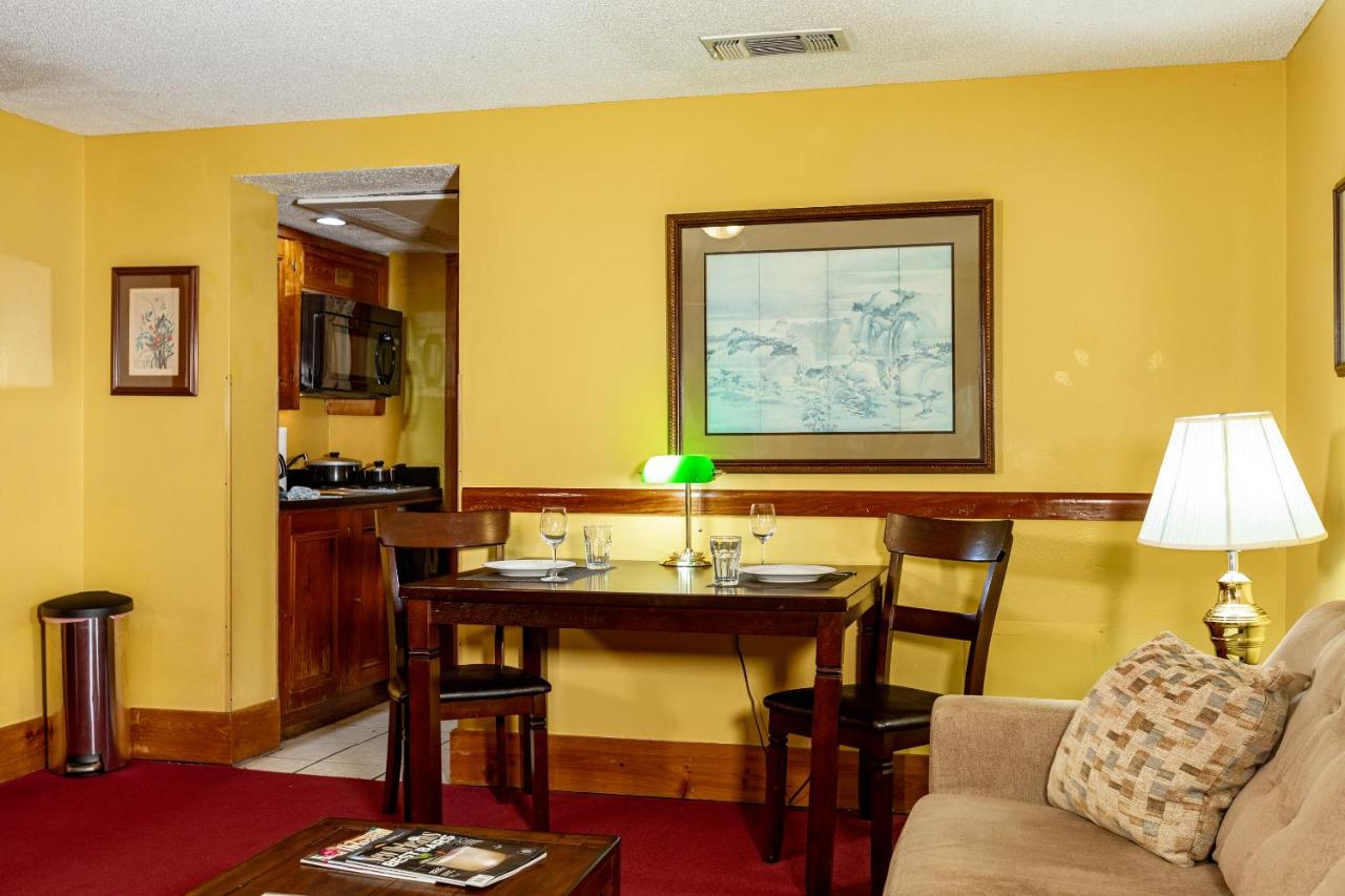 Superior Suite at Hotel de la Monnaie, French Quarter