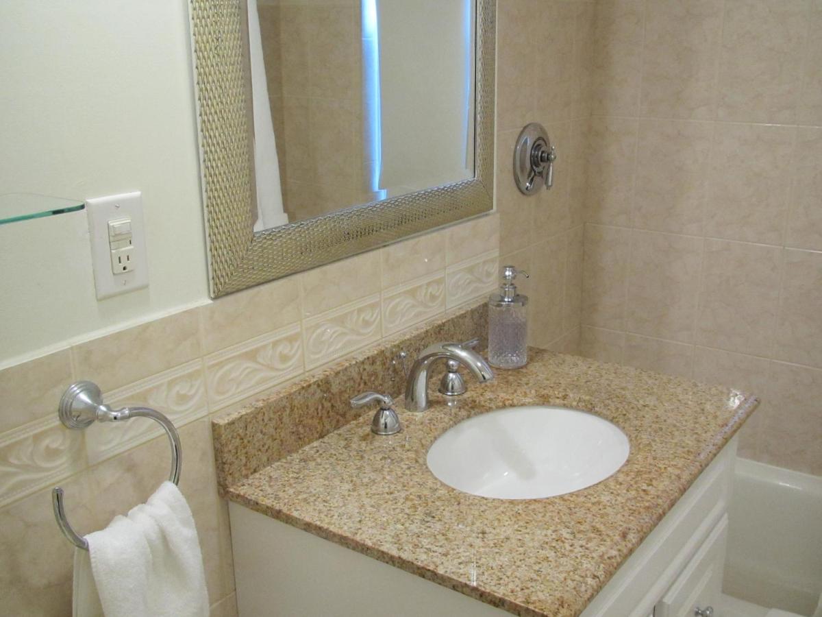 | Bowers House Bed and Breakfast