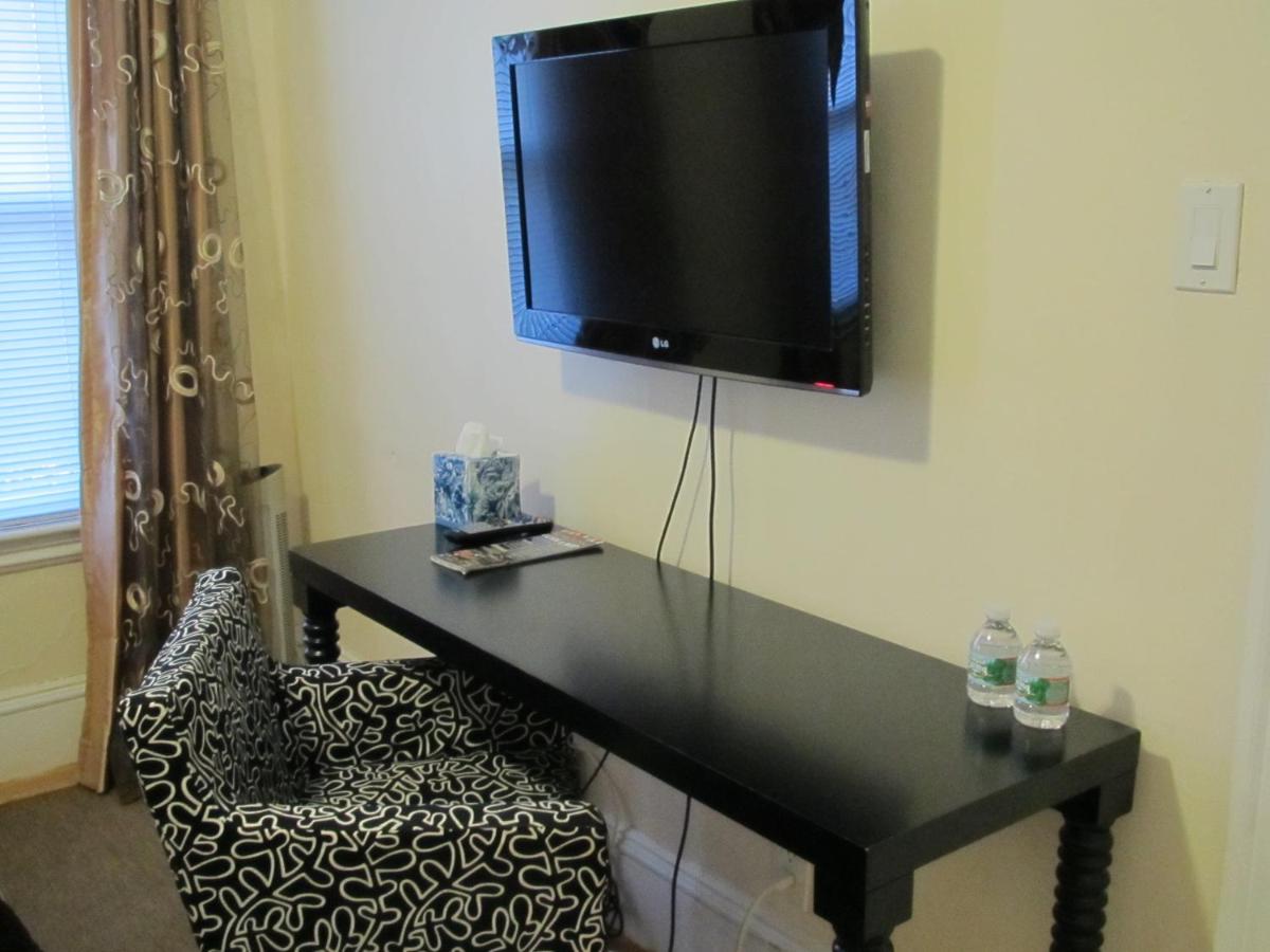| Bowers House Bed and Breakfast
