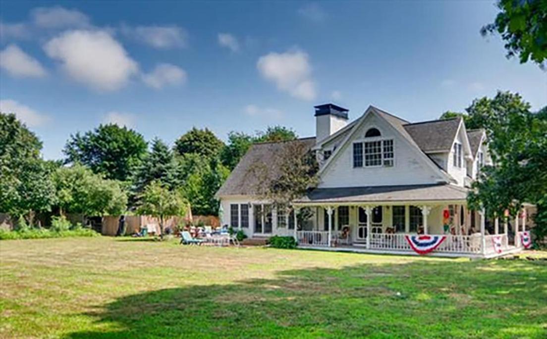 | West Tisbury Inn