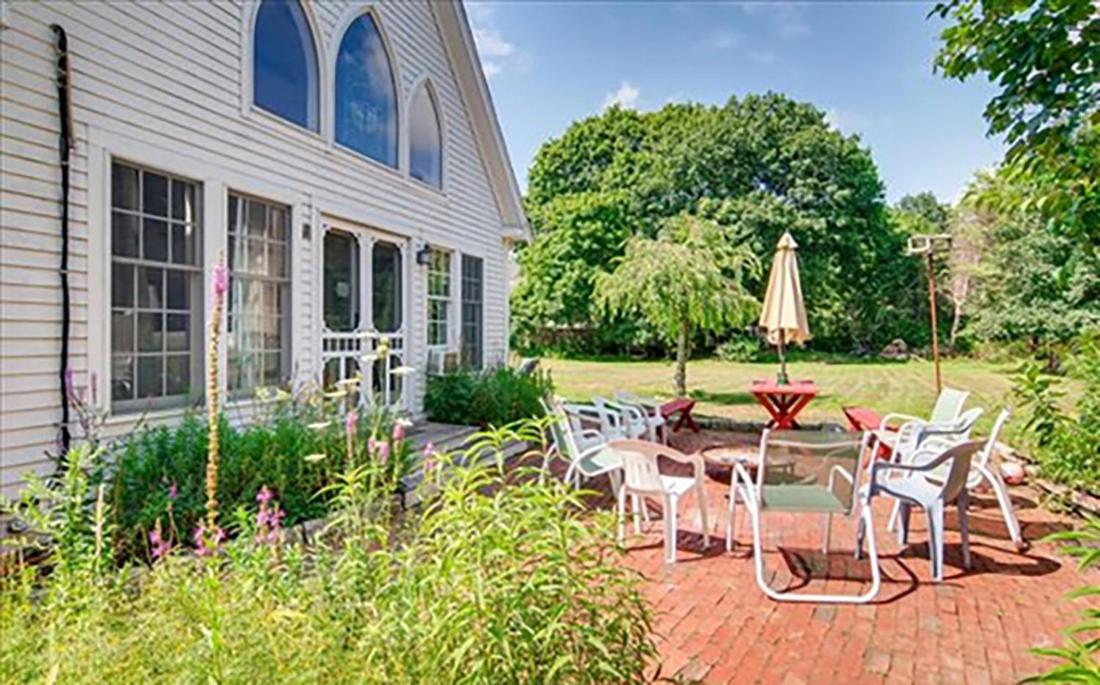  | West Tisbury Inn