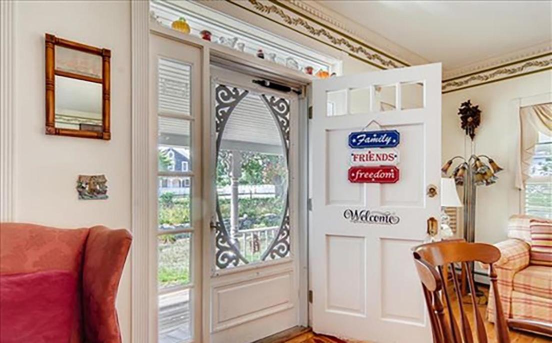 | West Tisbury Inn