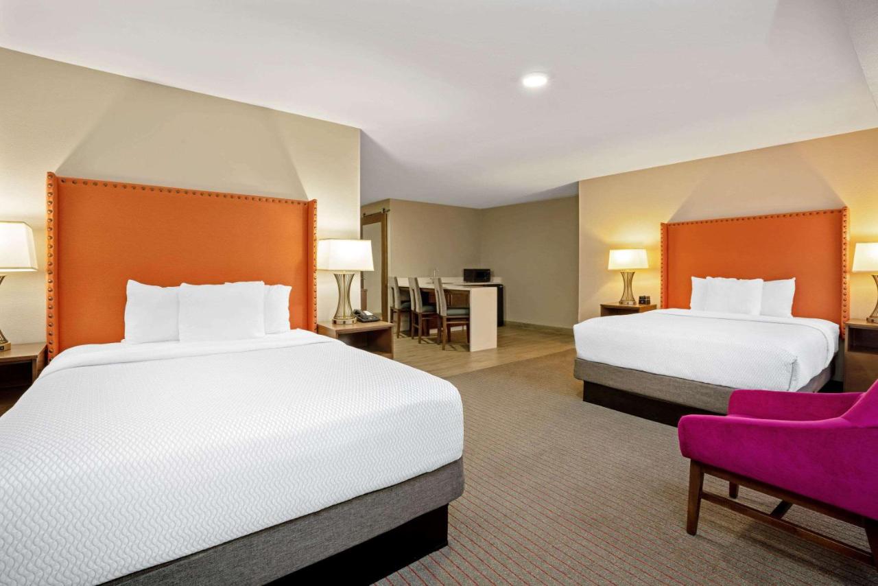 Studio Suite with Two Queen Beds - Non-Smoking at La Quinta by Wyndham Seattle Federal Way