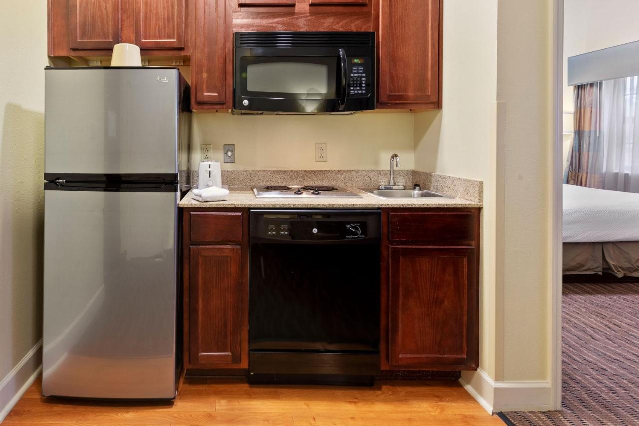One Bedroom Suite - 1 King Bed Non-Smoking at Extended Stay America Premier Suites Lakeland I4