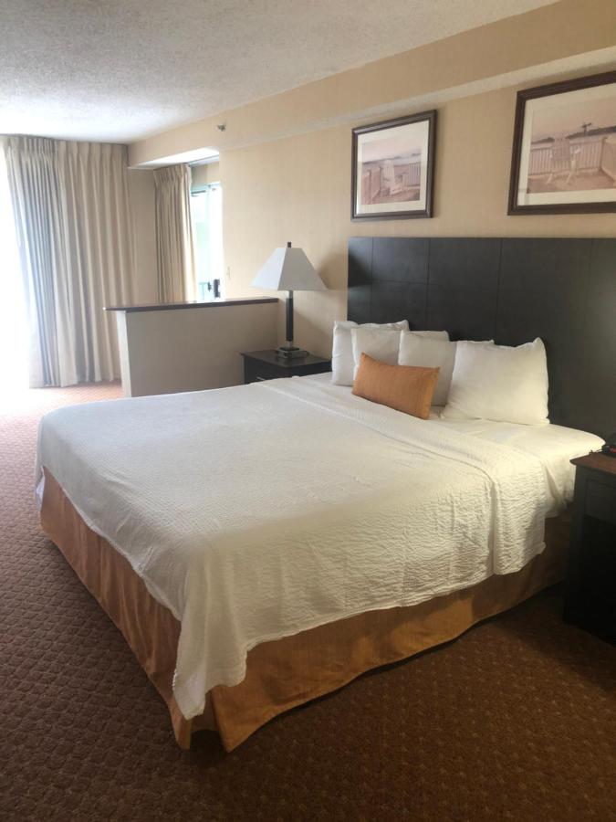 King Room with Kitchenette - South Building at Princess Bayside Beach Hotel
