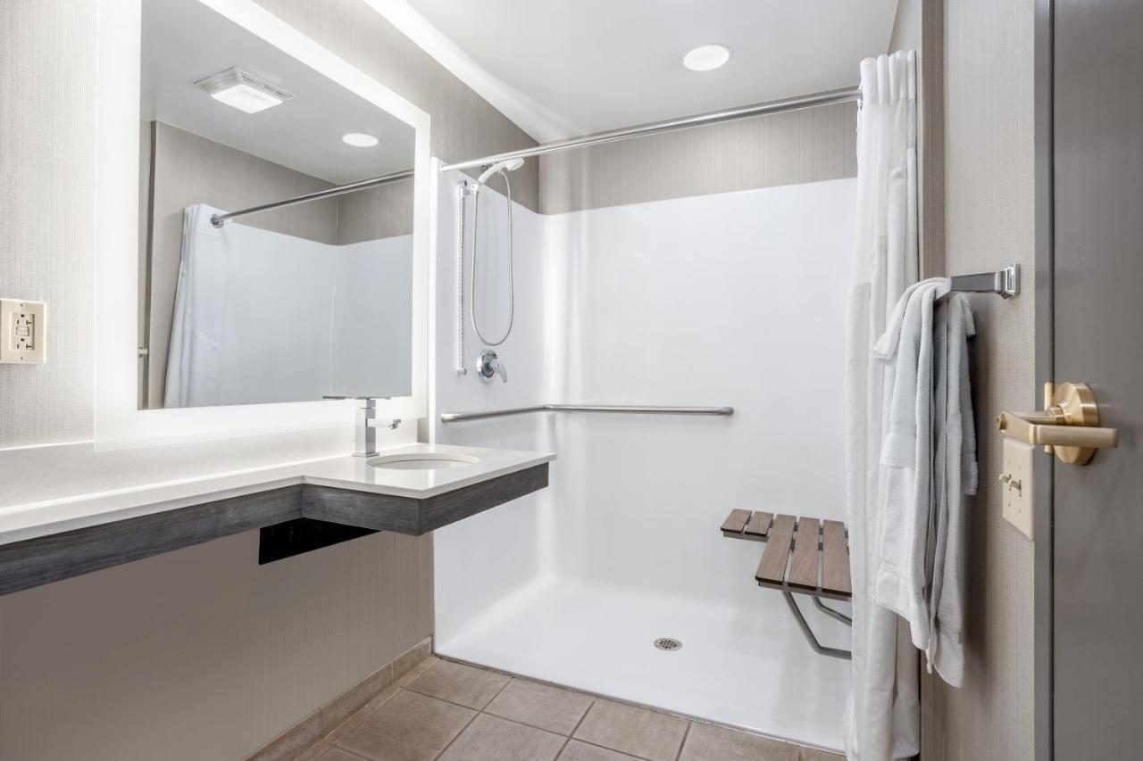 Standard King Room with Accessible Roll-In Shower at Holiday Inn Lafayette-City Centre, an IHG Hotel