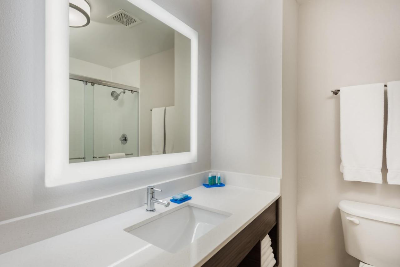  | Holiday Inn Express Warrenton, an IHG Hotel