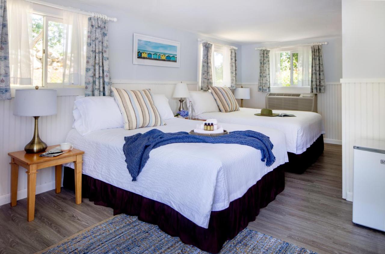 | Sesuit Harbor House