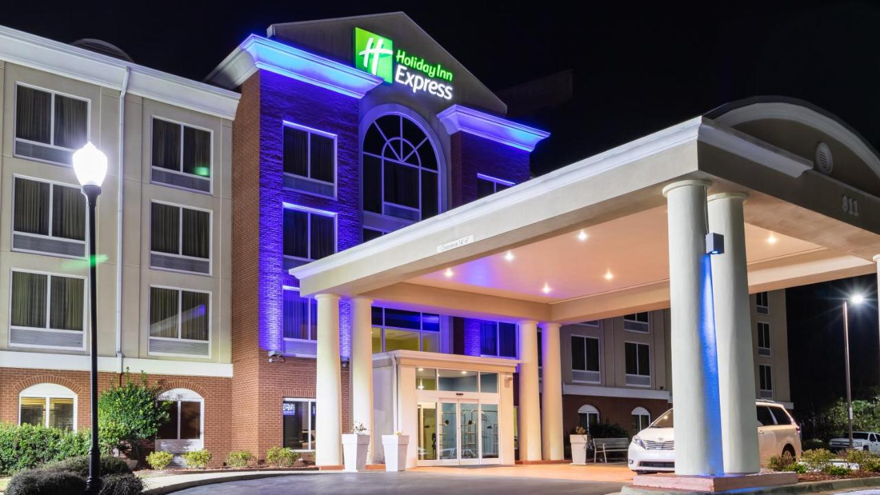  | Holiday Inn Express Hotel & Suites Birmingham-Irondale(East)